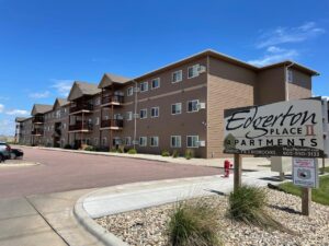 Edgerton Place Apartments in Mitchell, SD - Building Exterior